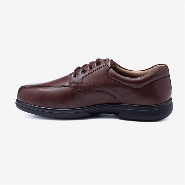 Mens Wide Fit Tredd Well Ross Shoes in Black - Image 1
