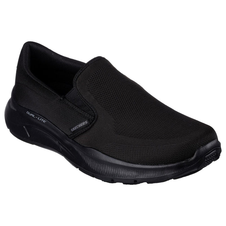 Men's Wide Fit Skechers 232516WW  Equalizer 5.0 Grand Legacy Trainers in Black - Image 1