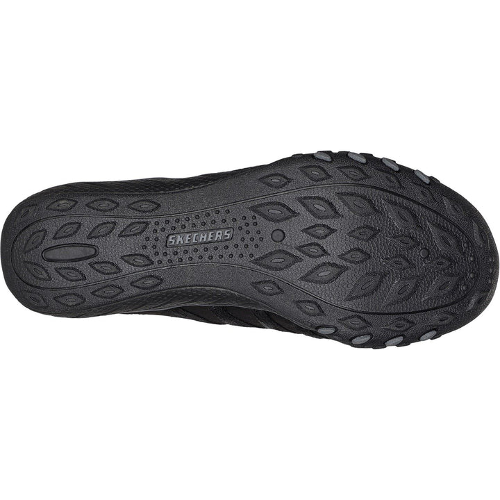 Women's Wide Fit Skechers 100593 Breathe Easy Roll With Me Trainers - Black in Black - Image 1