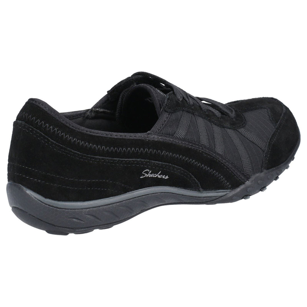 Women's Wide Fit Skechers 23845 Breathe Easy Weekend Wishes Trainers in Black - Image 4