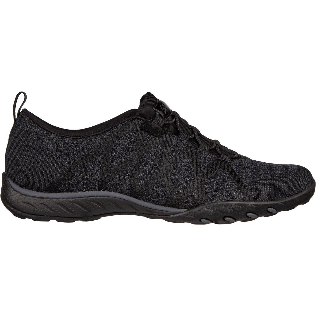 Women's Wide Fit Skechers 100301 Relaxed Fit Breathe Easy Infi Knity Trainers - Black in Black - Image 2