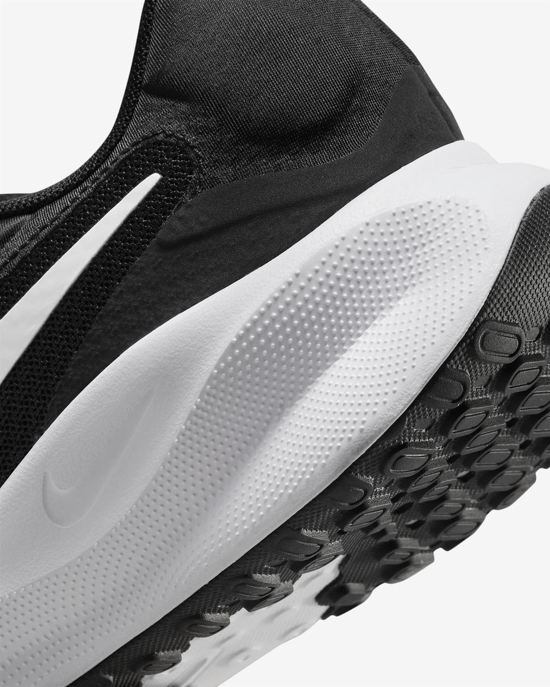Women's Wide Fit Nike FB8501-002 Revolution 7 Running Trainers in Black/White - Image 6