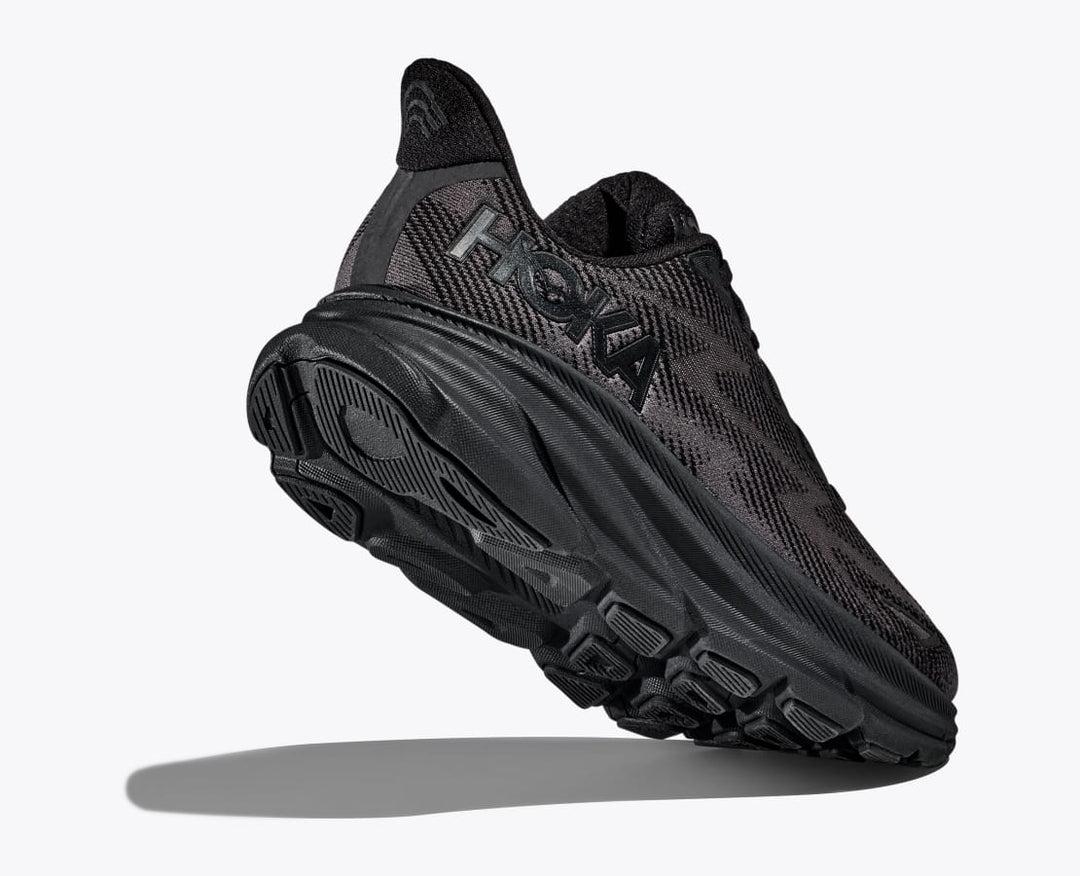 Men's Wide Fit Hoka Clifton 9 Running Trainers in Black - Image 8