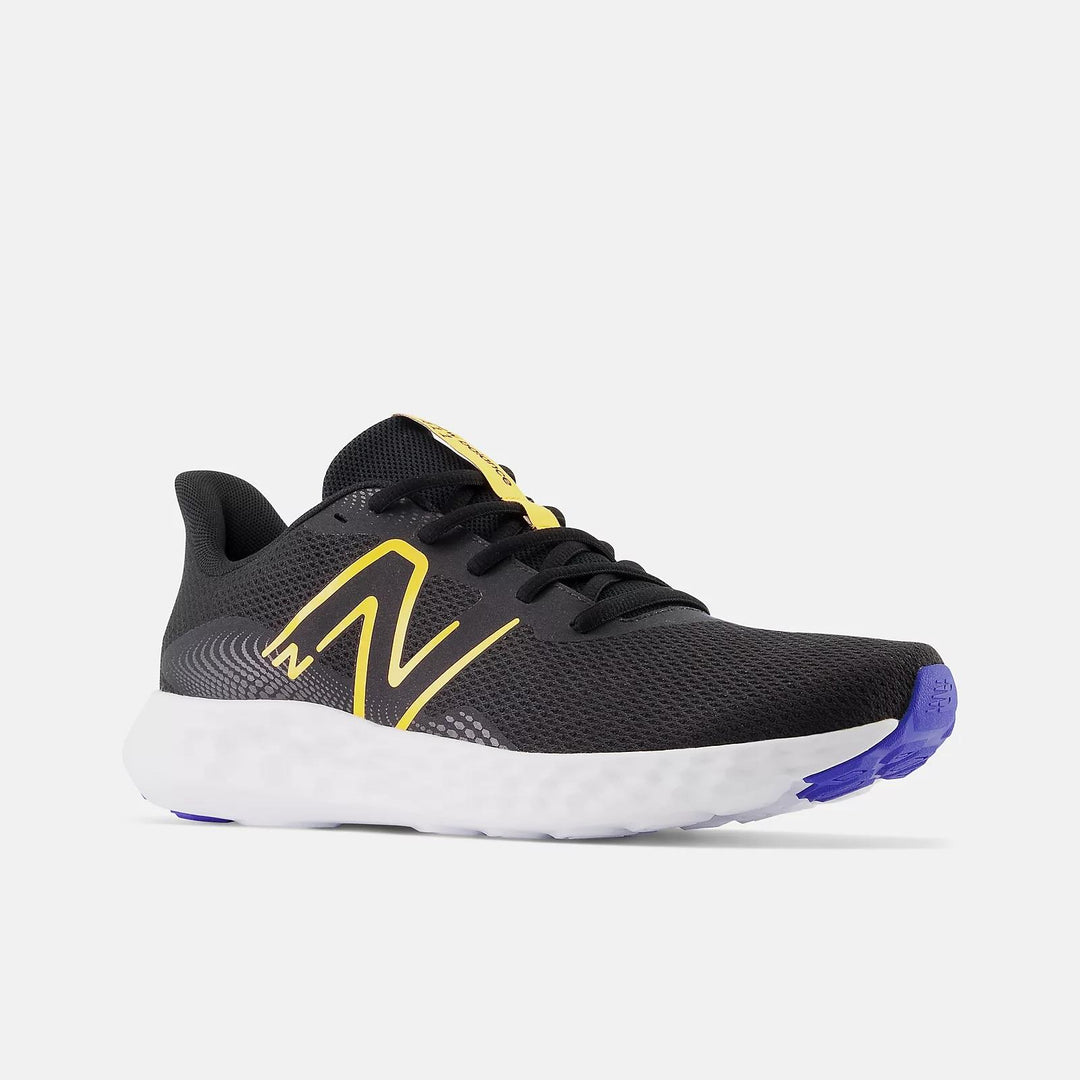 Men's Wide Fit New Balance M411CB3 Running Trainers in Black - Image 4