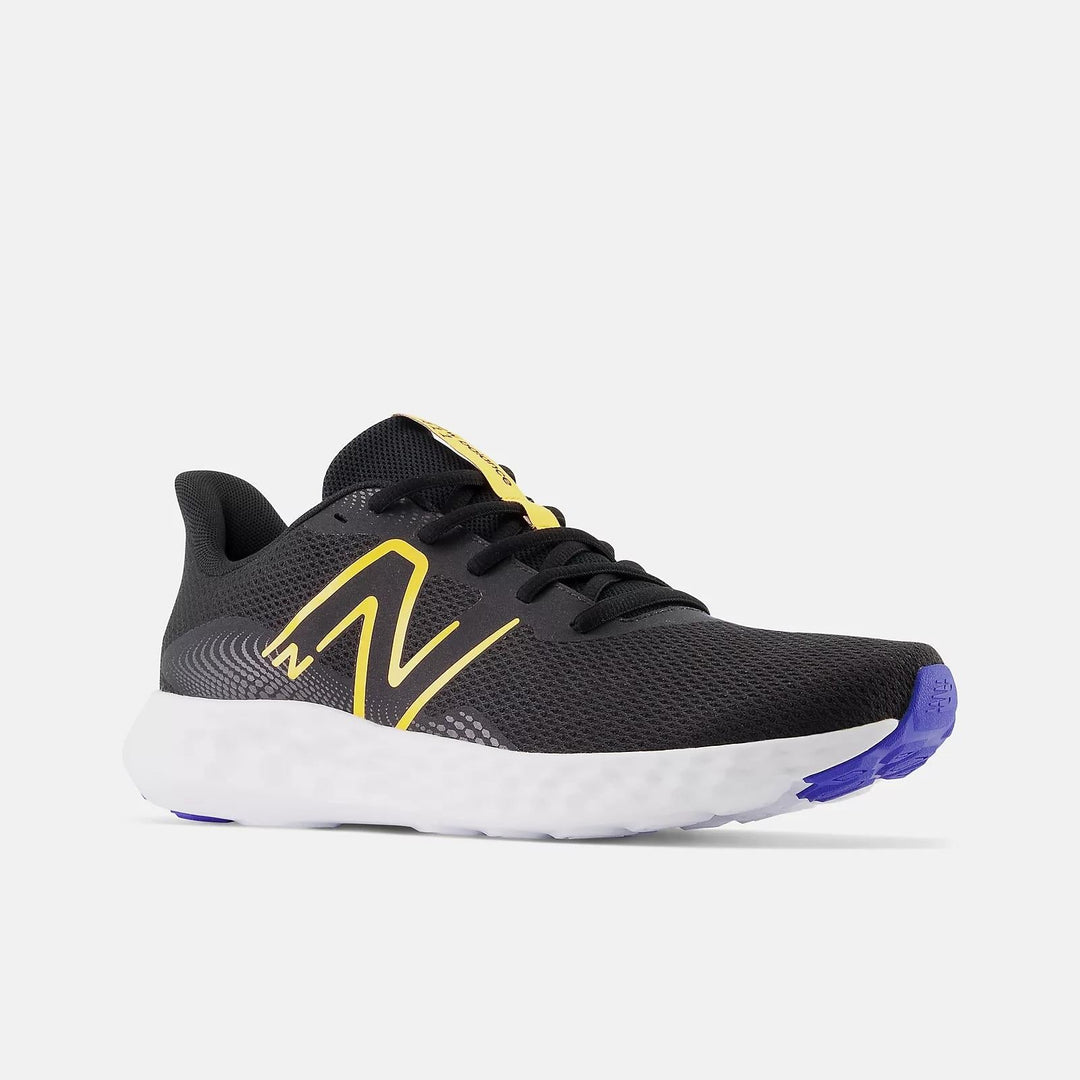 Women's Wide Fit New Balance M411CB3 Running Trainers in Black - Image 4