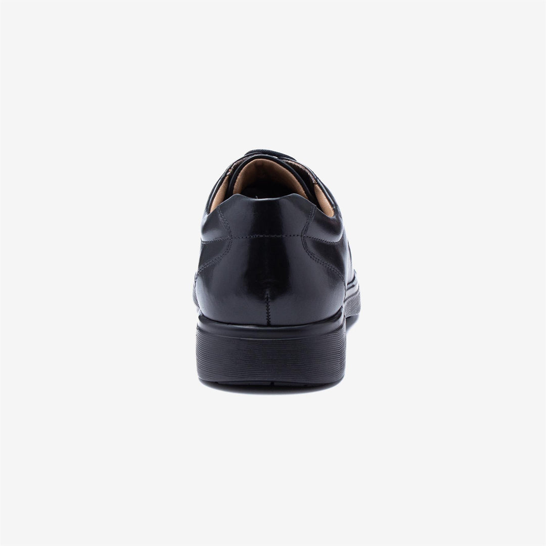 Mens Wide Fit Tredd Well Spencer Shoes in Black - Image 6