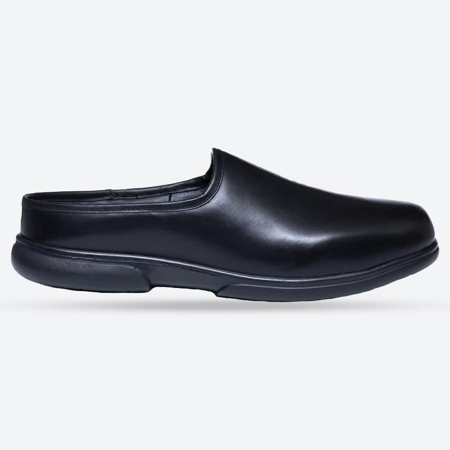 Men's Wide Fit Tredd Well Taylor Mule Slippers in Black - Image 1