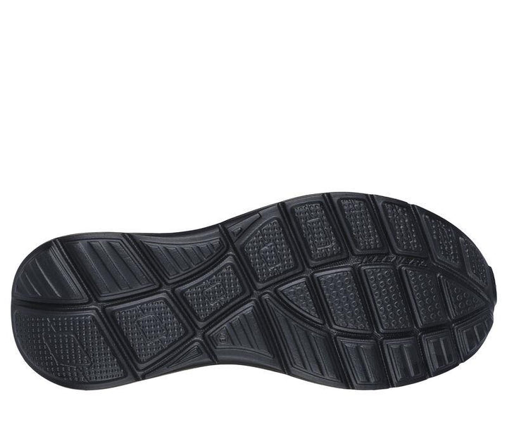 Men's Relaxed Fit Skechers 232926 Slip-ins Equalizer 5.0 Drayze Trainers in Black - Image 1