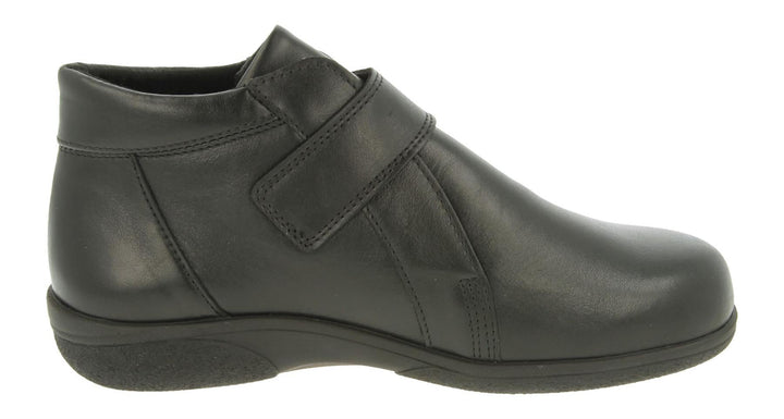 Womens Wide Fit DB Fieldfare Boots in Black - Image 1