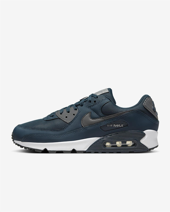Men's Wide Fit Nike HM0625-400 Air Max 90 Trainers in Armoury Navy/White - Image 1