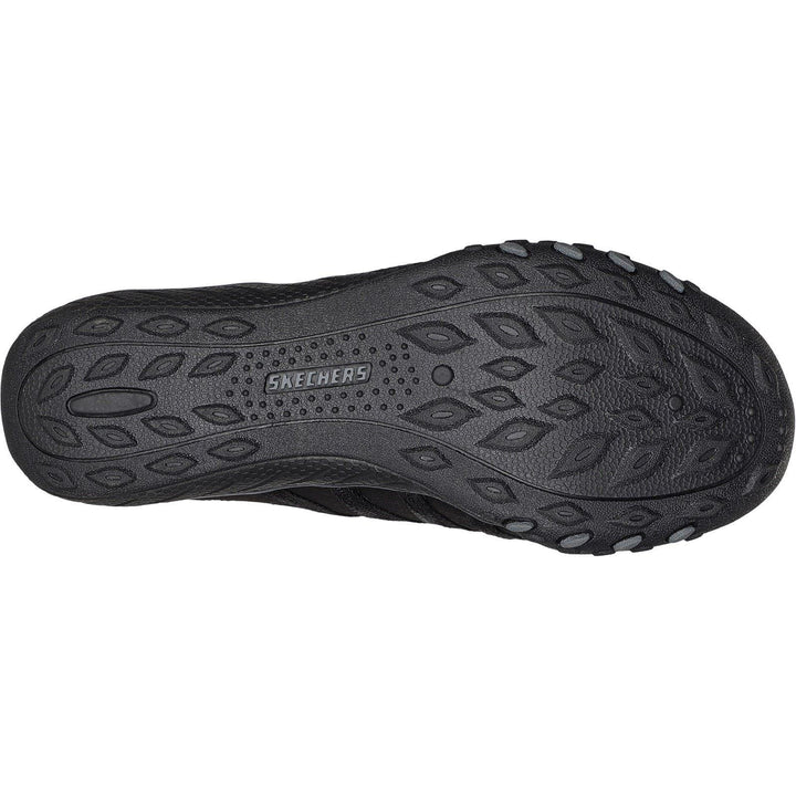 Women's Wide Fit Skechers 100593 Breathe Easy Roll Shoes in Black - Image 1