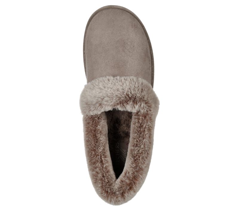Women's Wide Fit Skechers 32777 Cozy Campfire Team Toasty Slippers in Black - Image 15