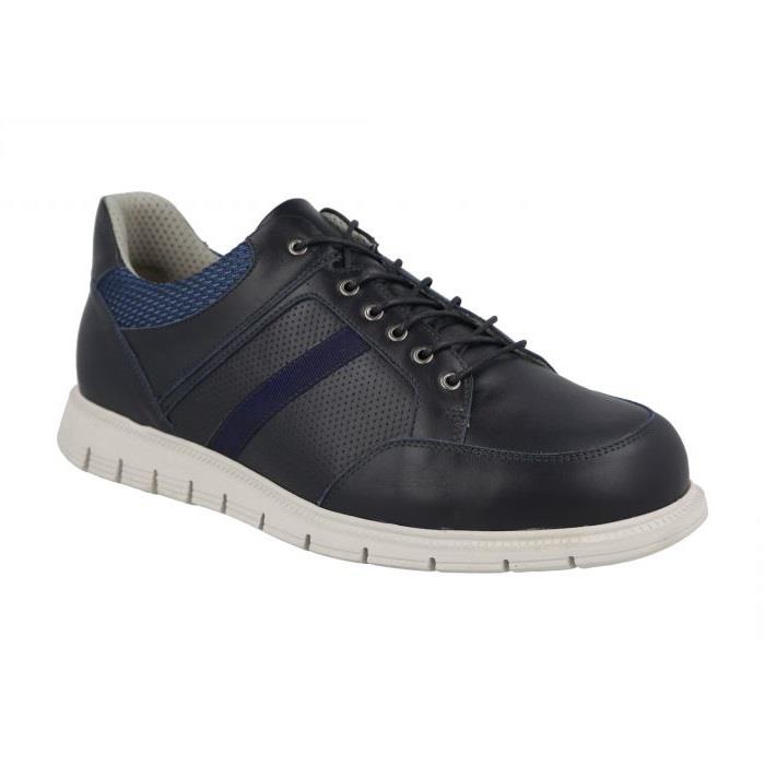 Men's Wide Fit DB Caspian Shoes in Black - Image 1