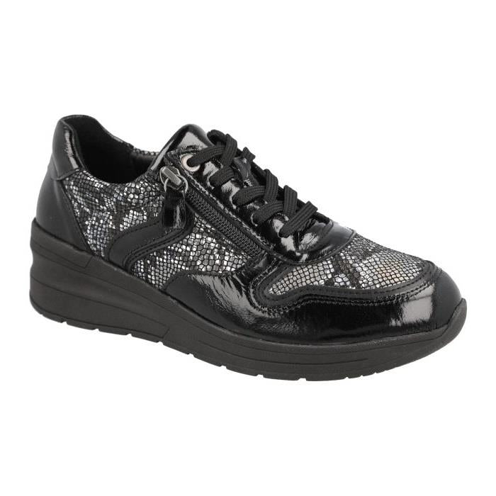 Women's Wide Fit DB Fleet Trainers in Black Crinkly Patent / Snake Lea - Image 3