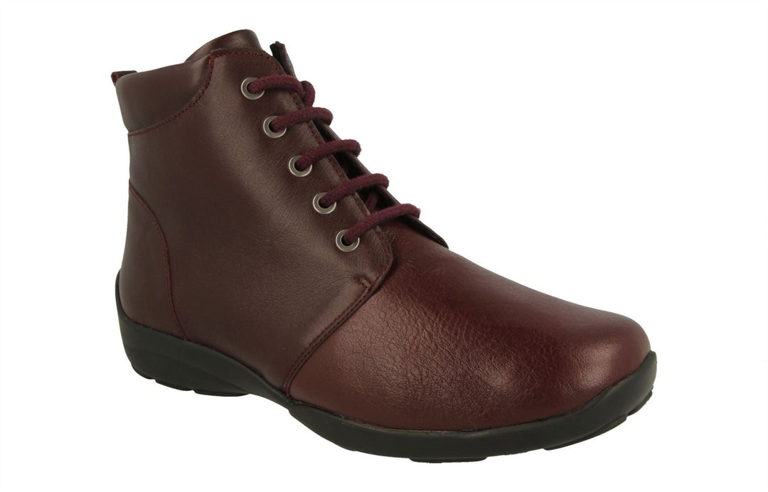 Womens Wide Fit DB Santa Boots in Burgundy - Image 13