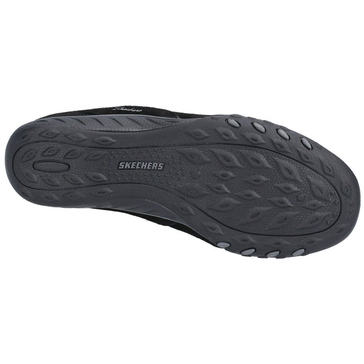 Women's Wide Fit Skechers 23845 Breathe Easy Weekend Wishes Trainers in Black - Image 1