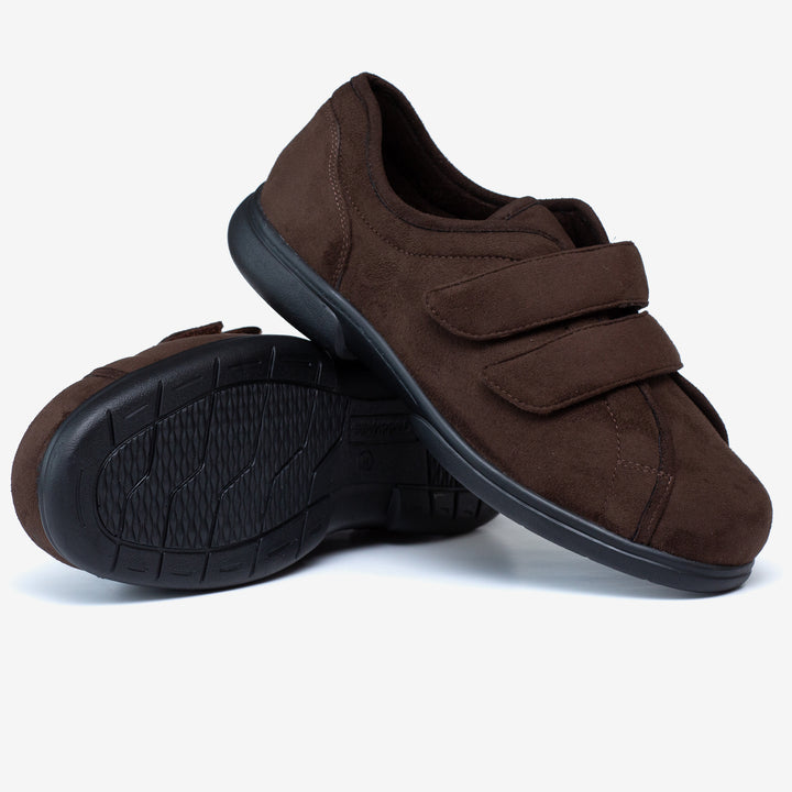 Mens Wide Fit Tredd Well Stanley Velcro Slippers in Black - Image 1