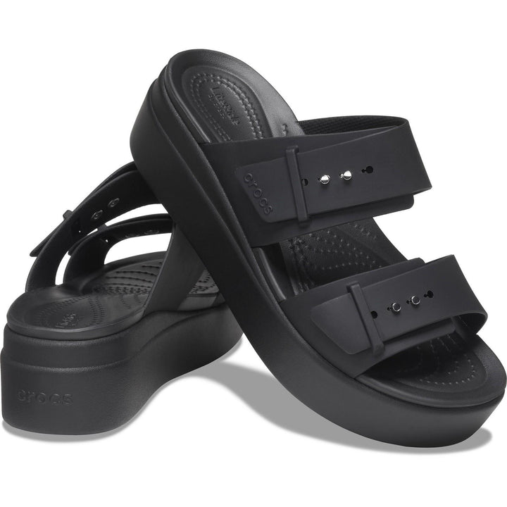 Women's Crocs 207431 Brooklyn Sandals in Black - Image 1