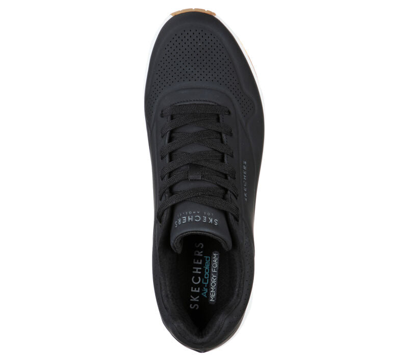 Men's Wide Fit Skechers 52458 Uno - Stand On Air Walking Trainers in Black - Image 11
