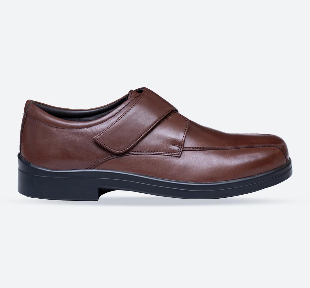 Mens Wide Fit Tredd Well Peter Velcro Shoes in Black - Image 12