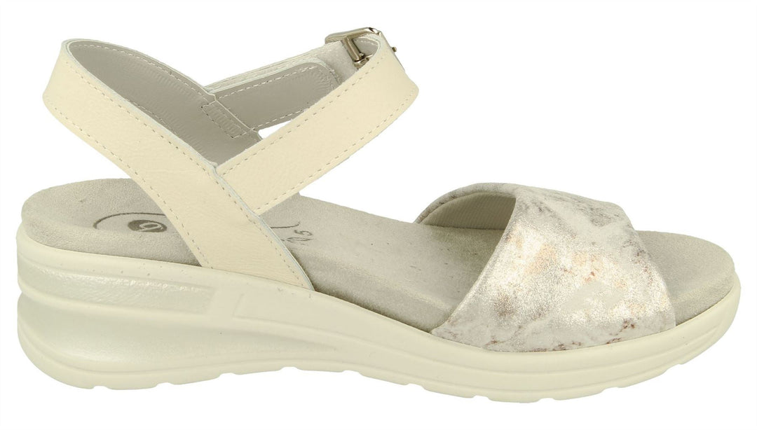 Womens Wide Fit DB Nightjar Sandals in Sky Blue Lea / Suede - Image 4