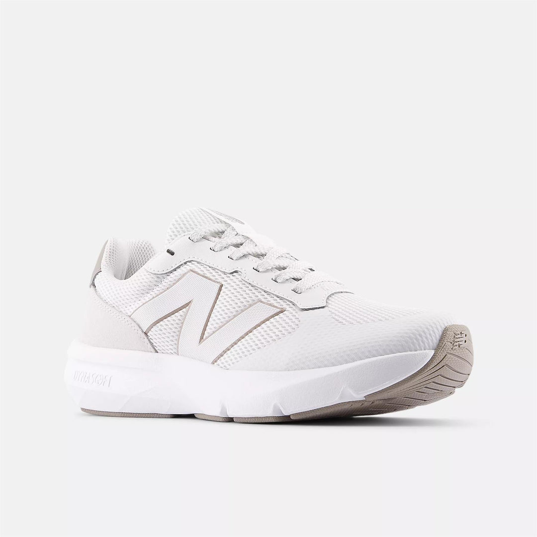 Women's Wide Fit New Balance Dynasoft UA800B Running Trainers in Black - Image 9