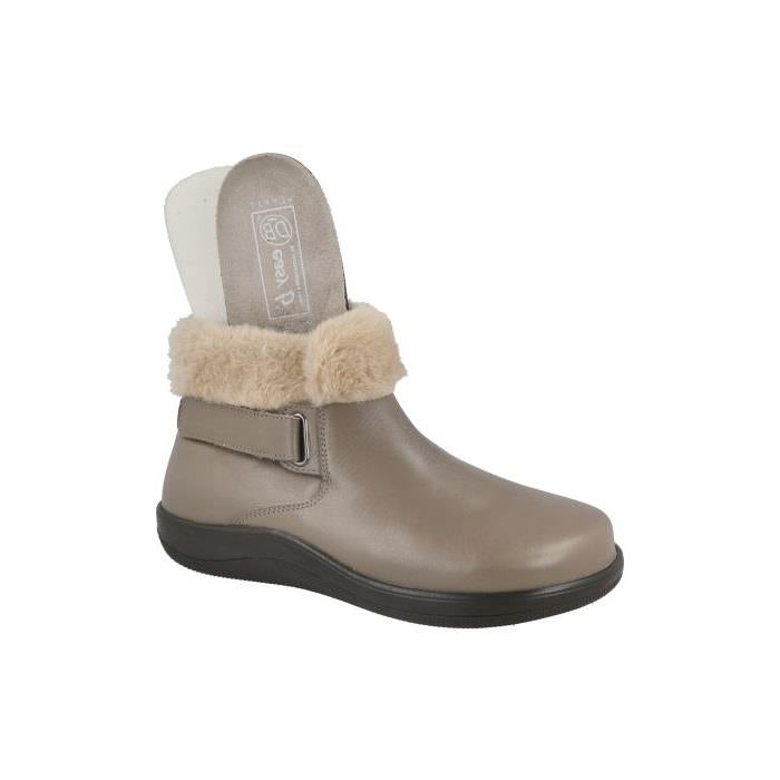 Women's Wide Fit DB Ludlow Boots in Black Leather - Image 11