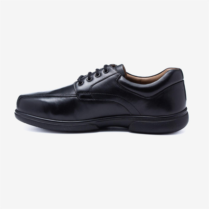 Mens Wide Fit Tredd Well Ross Shoes in Black - Image 1