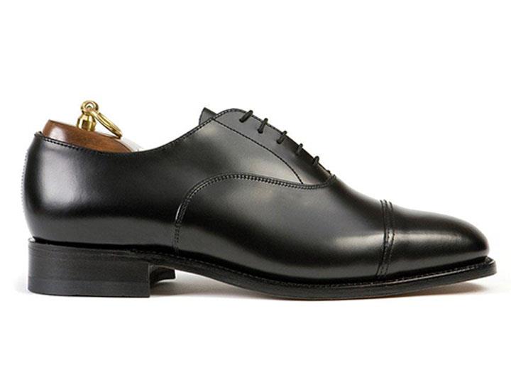 Mens Wide Fit Sanders Oxford Shoes in Black - Image 1