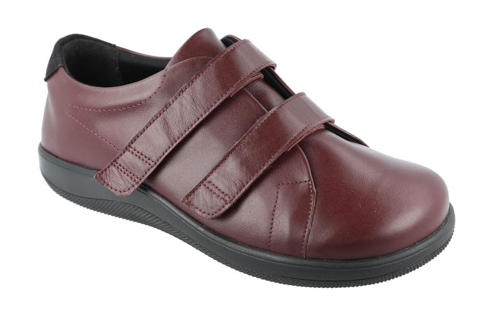 Women's Wide Fit DB Scott Shoes in Black - Image 1