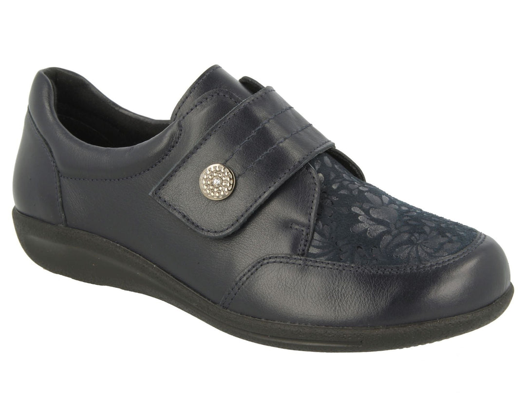 Womens Wide Fit DB Royston Shoes in Black - Image 16