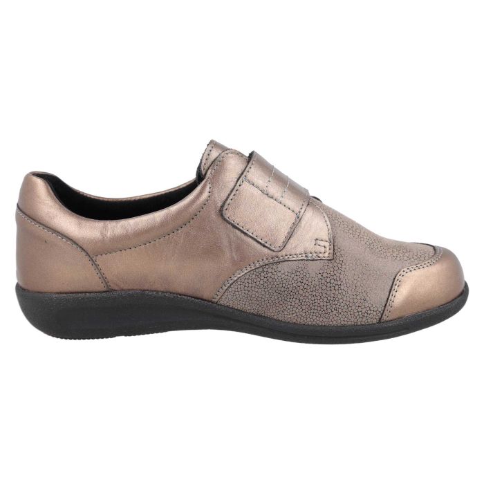 Women's Wide Fit DB Ember Shoes in Black Leather - Image 30