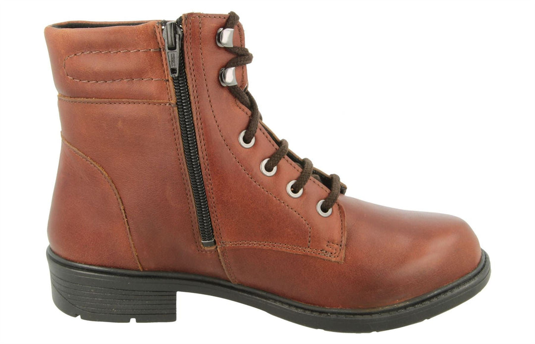 Womens Wide Fit DB Reef Boots in Chestnut Brown - Image 9