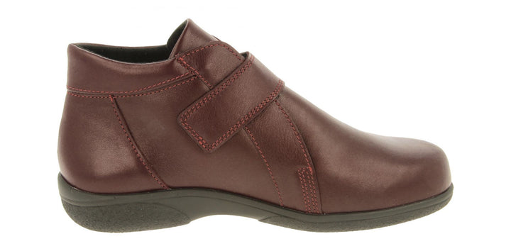 Womens Wide Fit DB Fieldfare Boots in Black - Image 1