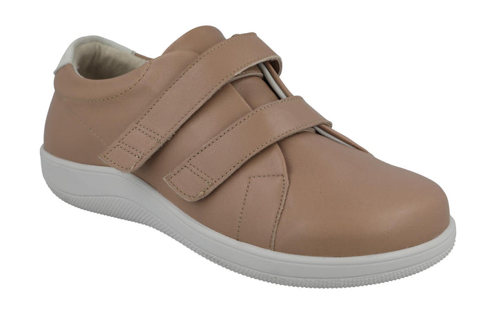Women's Wide Fit DB Scott Shoes in Black - Image 1