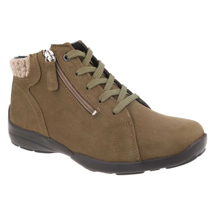 Womens Wide Fit DB Andes Boots in Black - Image 16