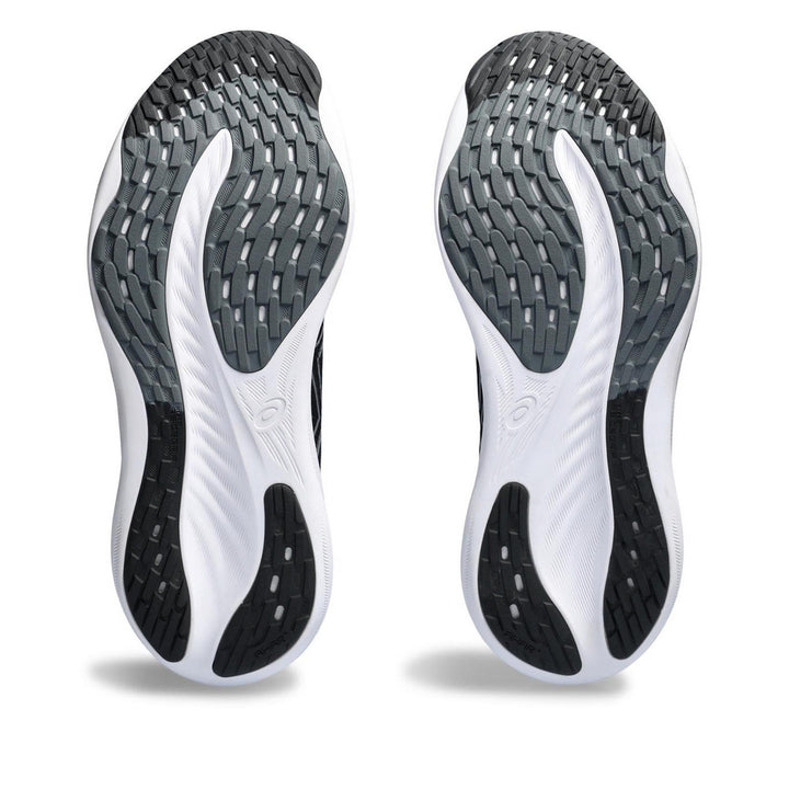 Men's Wide Fit Asics Gel Nimbus 26 Running Trainers in Black/Graphite Grey - Image 1