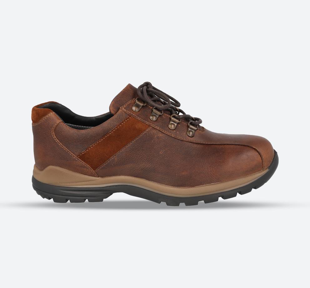 Mens Wide Fit DB Utah 2 Waterproof Hiking Shoes in Brown Pull Up Leather - Image 1