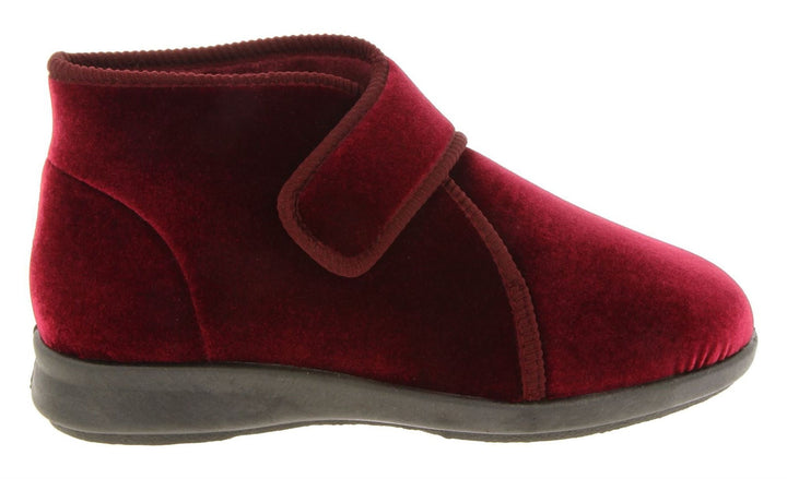 Womens Wide Fit DB Tern Boots in Burgundy Stretch - Image 1