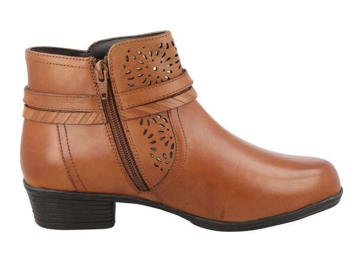 Women's Wide Fit DB Sky Boots in Black Leather - Image 1