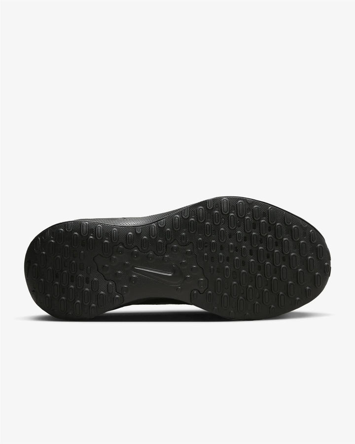 Men's Wide Fit Nike FB8501-001 Revolution 7 Running Trainers in Black - Image 1