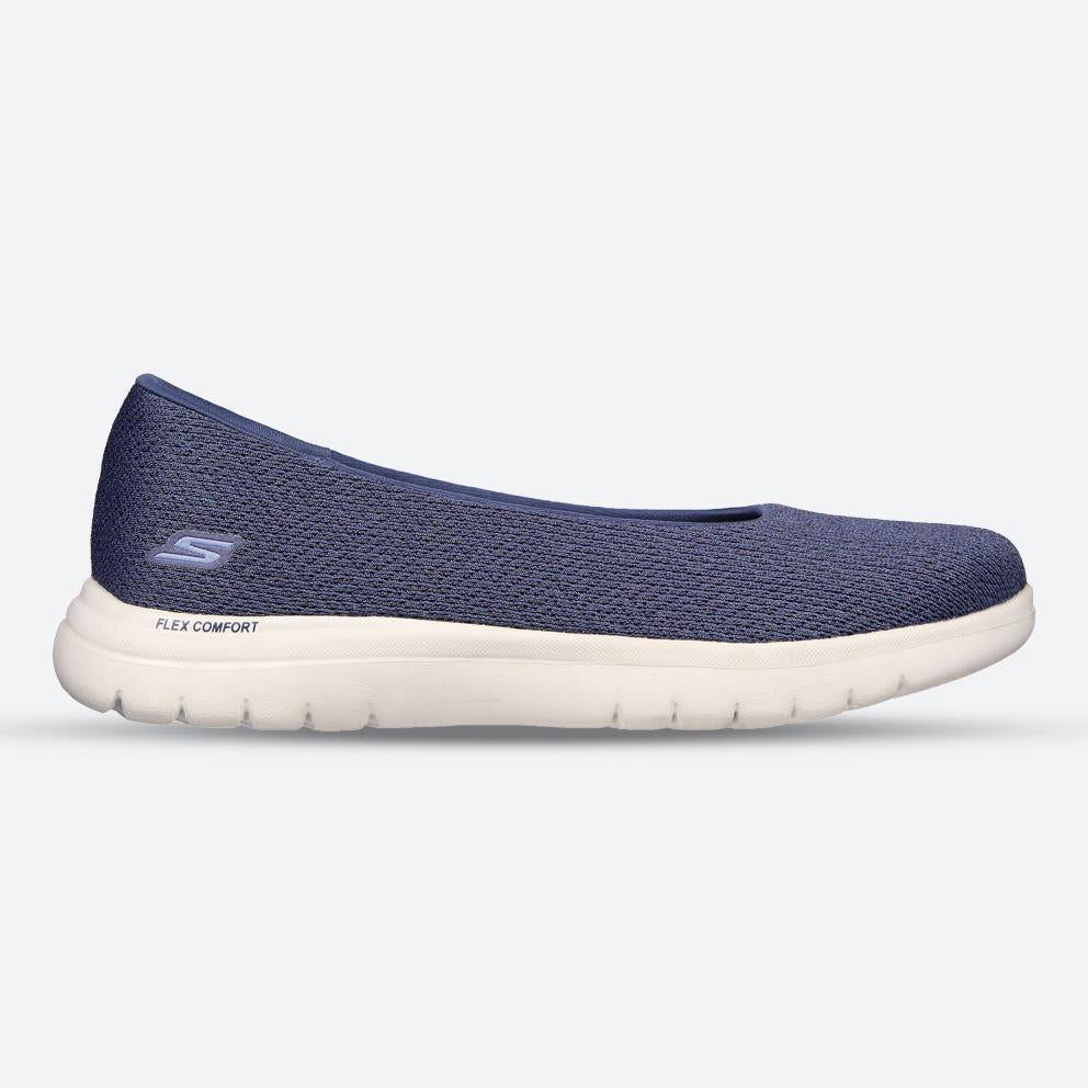Womens Wide Fit Skechers 136530 Relaxed Fit Shoes in Navy - Image 1