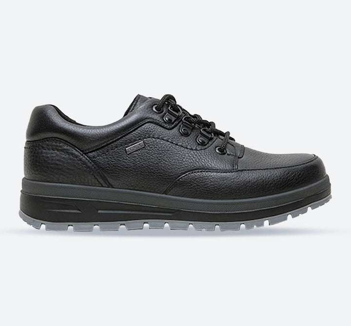 Men's Wide Fit Grunwald A-915 Lace Up Shoes in Black - Image 1