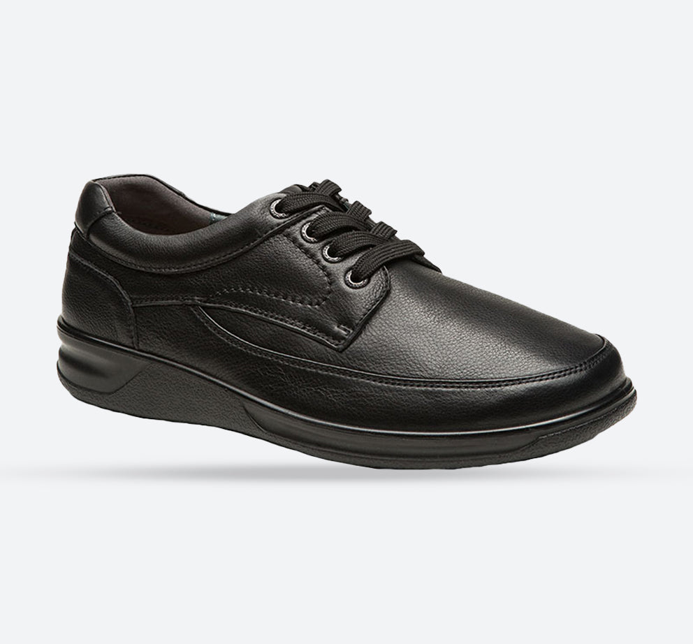Mens Wide Fit Grunwald A-702 Lace Shoes in Black - Image 1