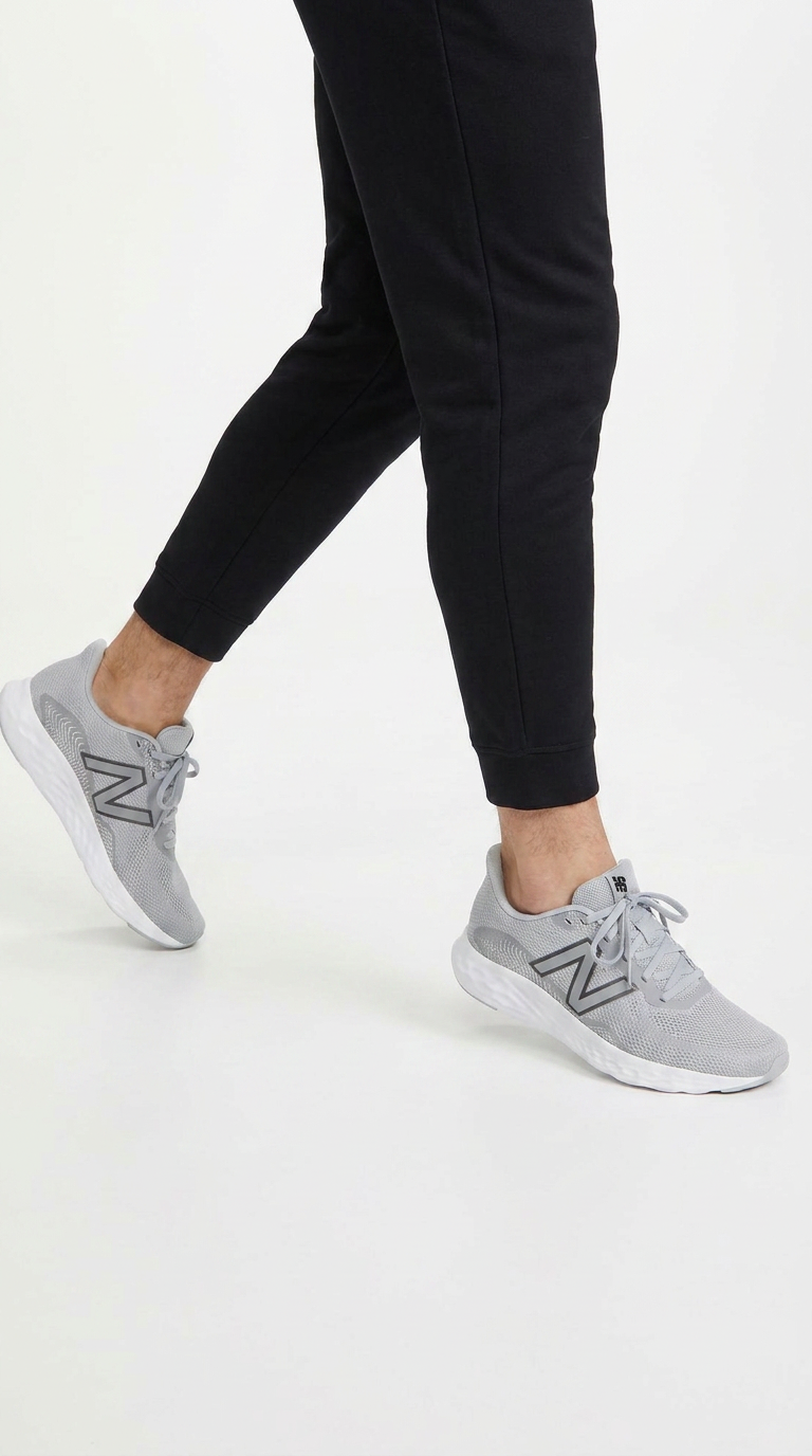 Men's Wide Fit New Balance 411V3 Running Trainers in Black - Image 18