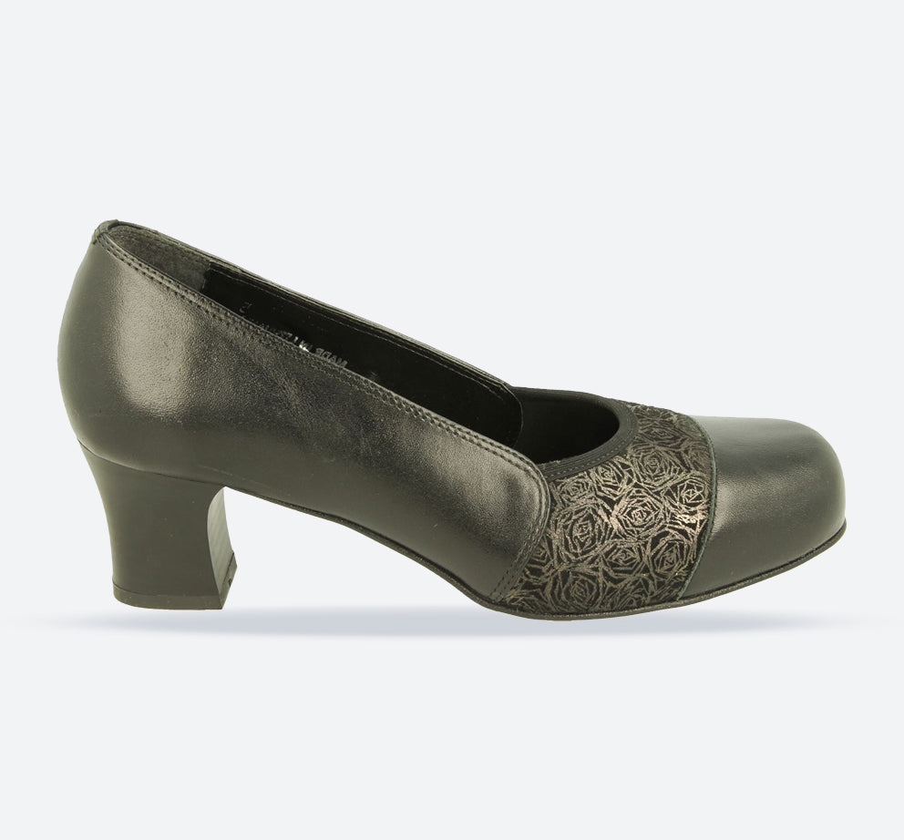 Women's Wide Fit DB Atlantic Shoes in Black Leather / Stretch Textile - Image 1