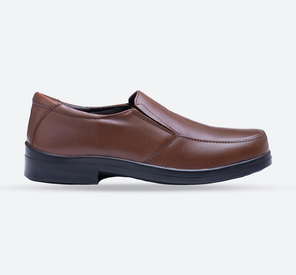 Mens Wide Fit Tredd Well Camelot Slip On Shoes - Tan in Tan - Image 1