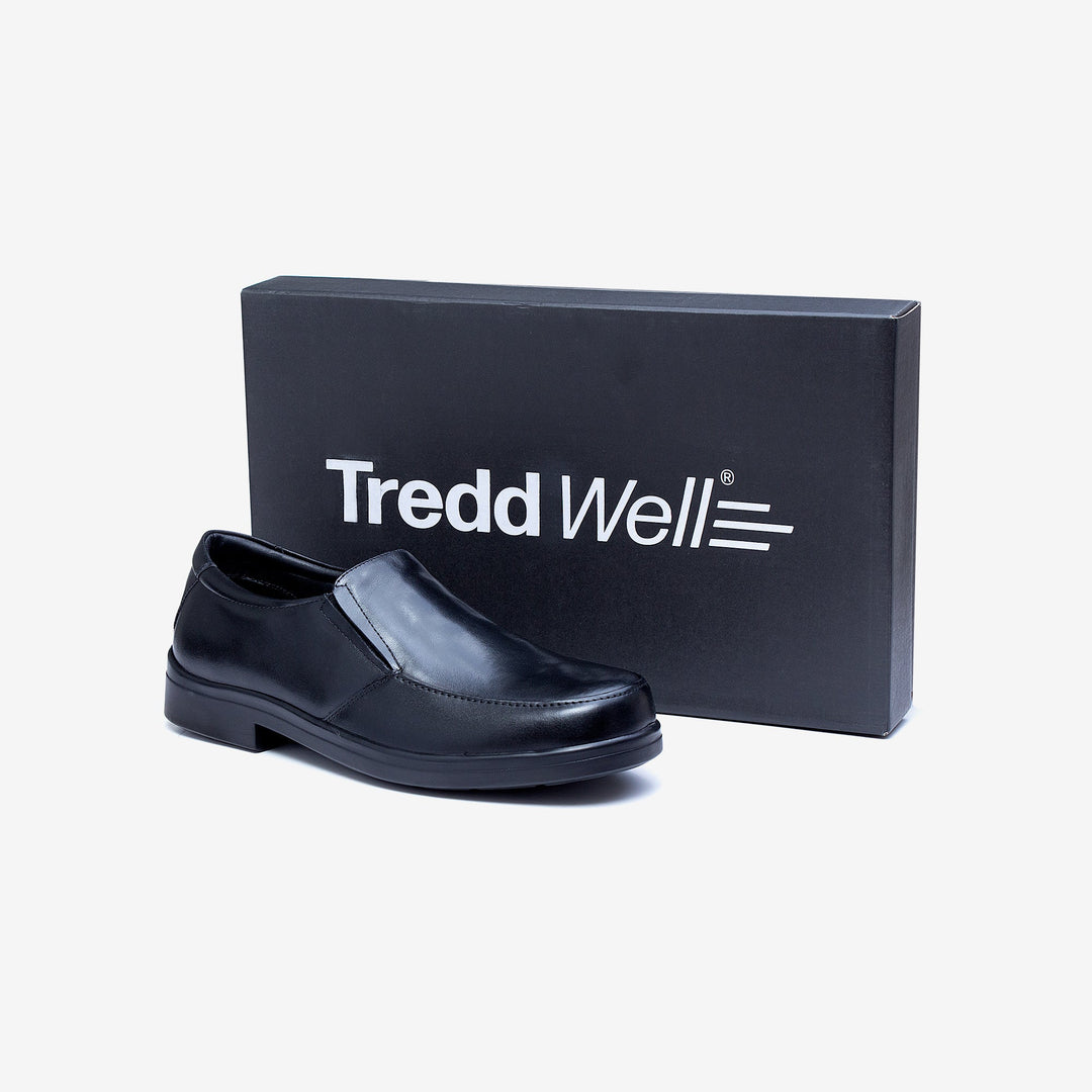 Mens Wide Fit Tredd Well Camelot Slip On Shoes - Black in Black - Image 10