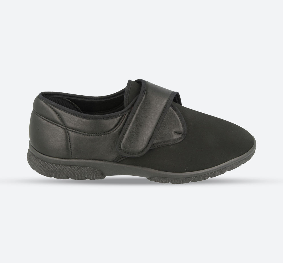 Mens Wide Fit DB Carlton Shoes in Black - Image 1