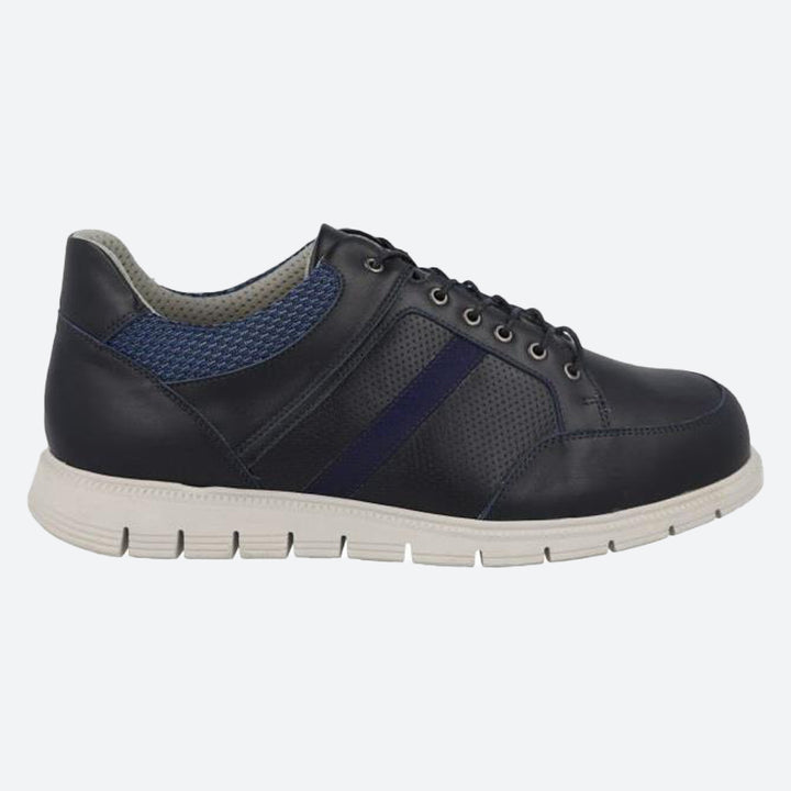 Men's Wide Fit DB Caspian Shoes in Black - Image 1